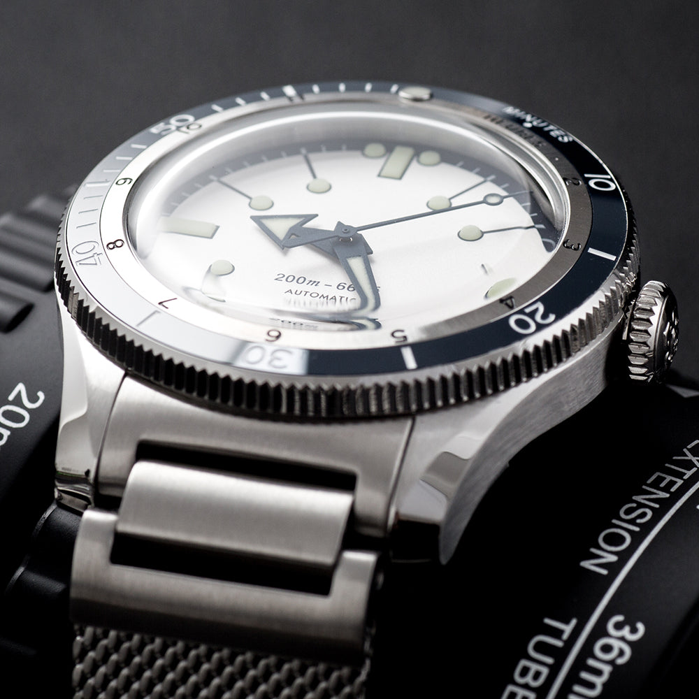 IXDAO 5305 Elegant Professional Dive Watch