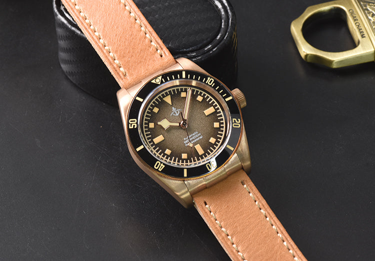 Vintage bronze outlet watch