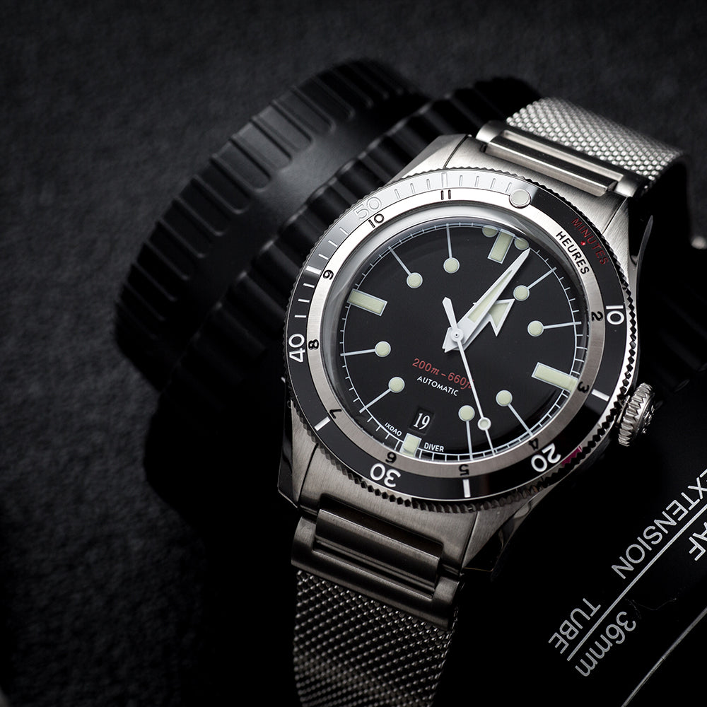 IXDAO 5305 Elegant Professional Dive Watch