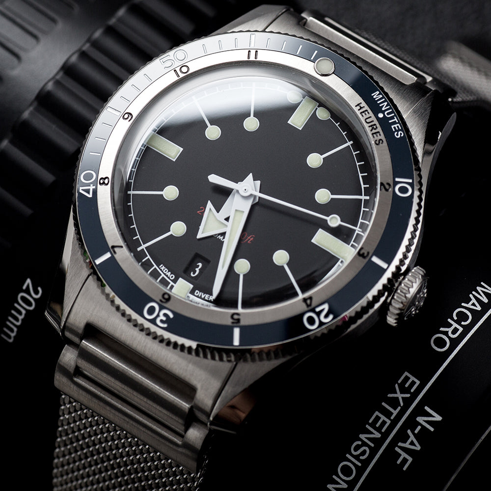 IXDAO 5305 Elegant Professional Dive Watch