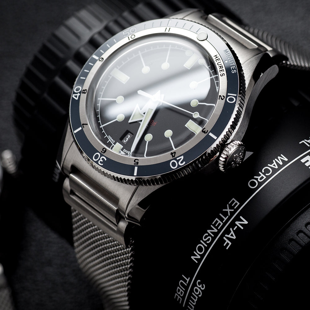 IXDAO 5305 Elegant Professional Dive Watch