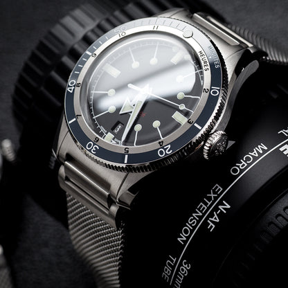 IXDAO 5305 Elegant Professional Dive Watch